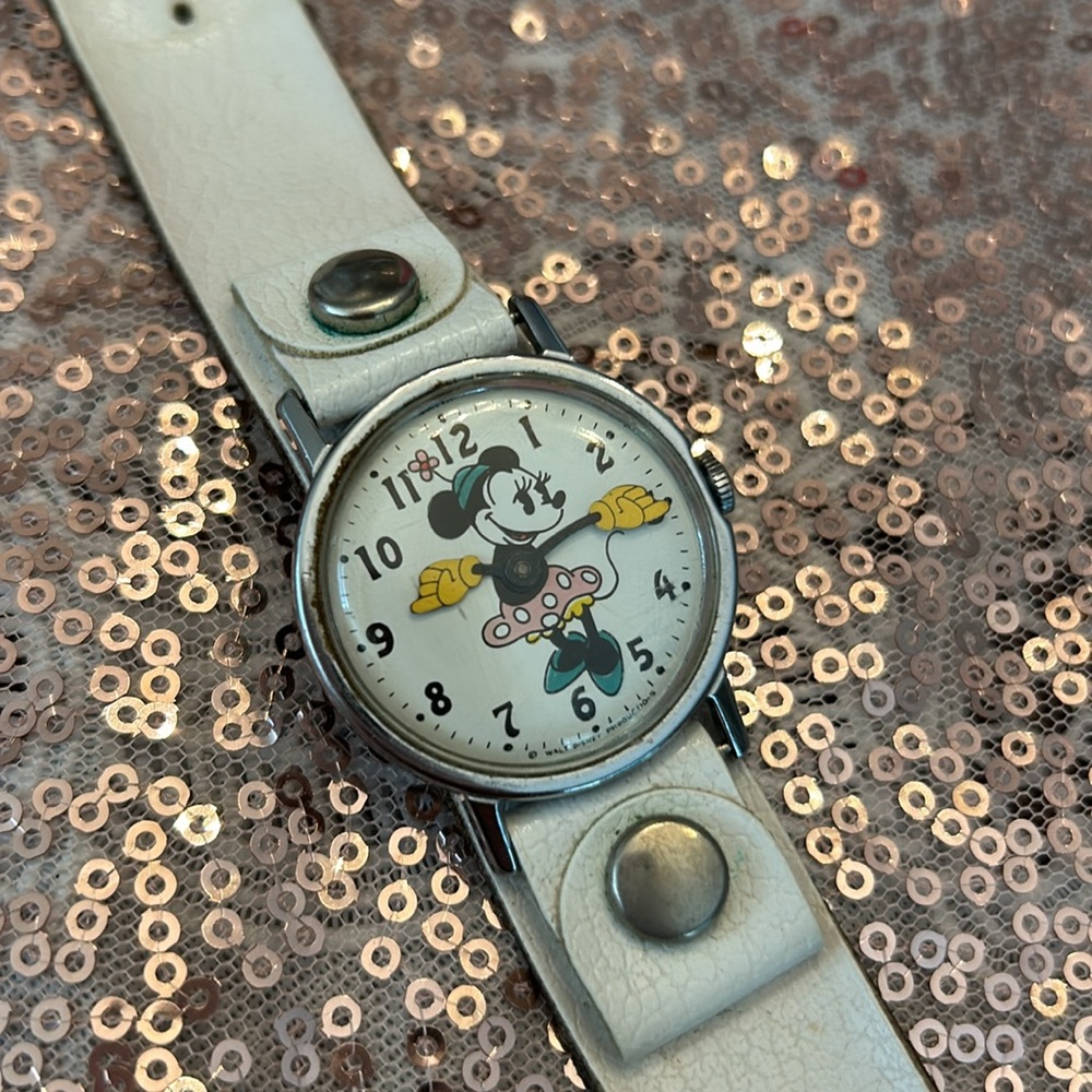 Vintage Timex Mini Mouse Watch.